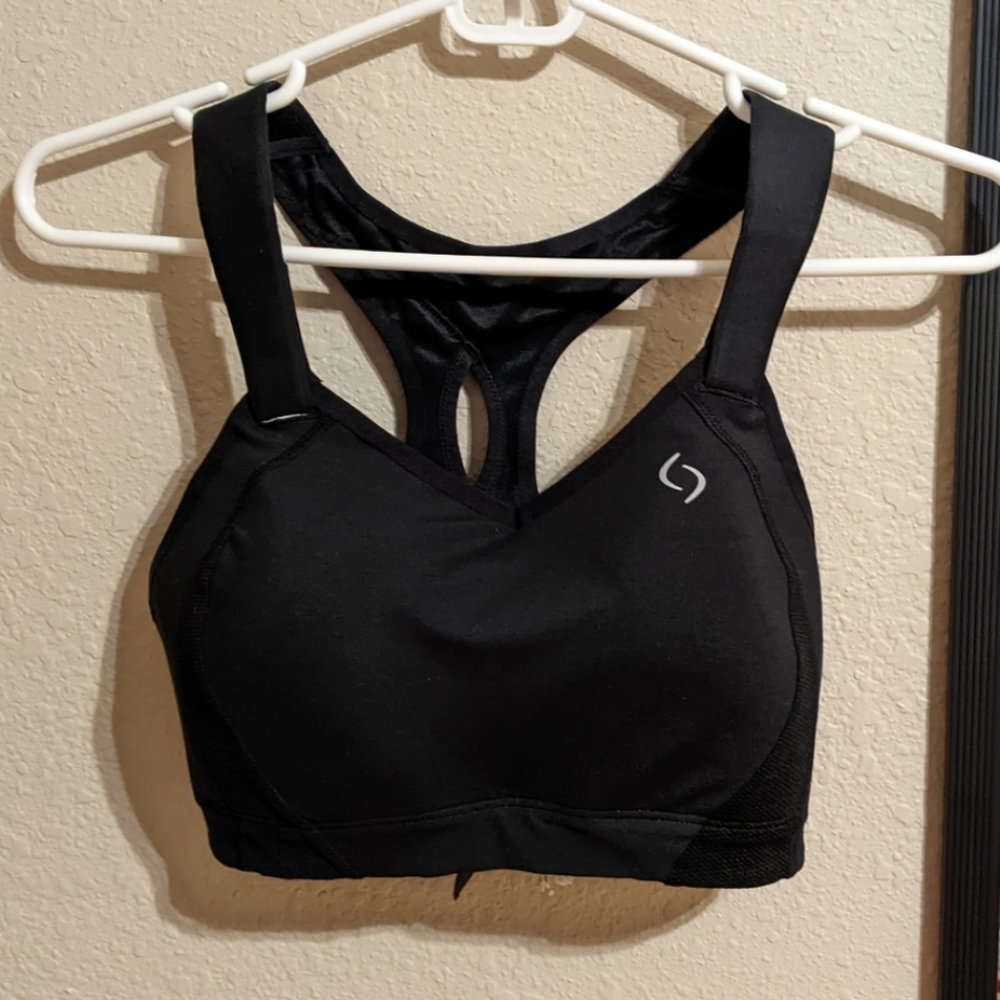 3 Brooks Moving Comfort Juno C/D Bras